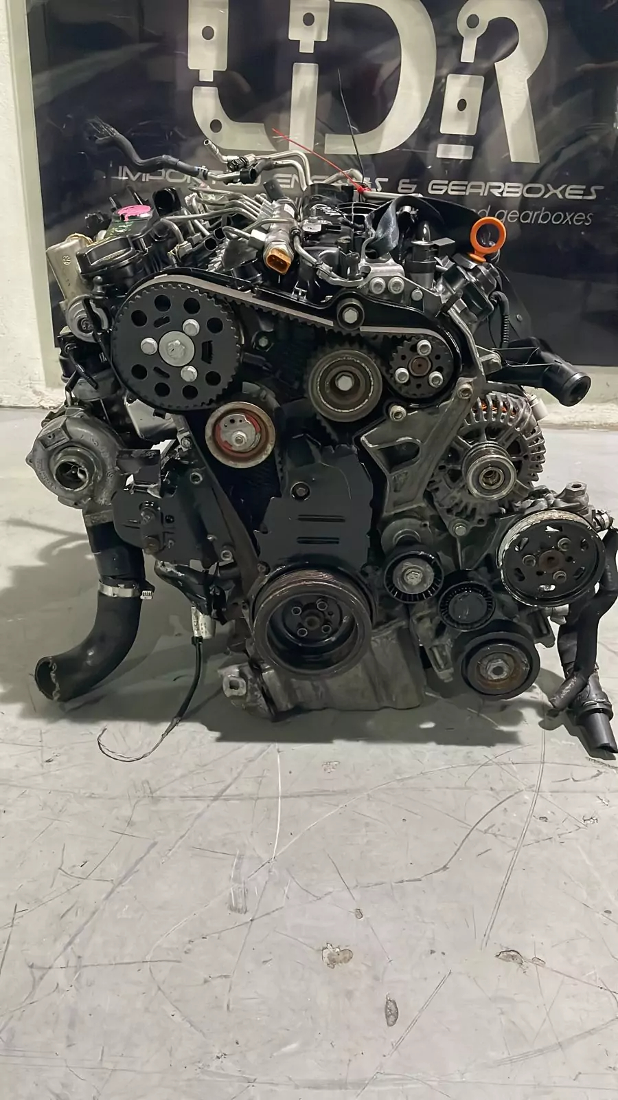 Second image of Audi A4 B7 2.0TDI CAHA Engine Diesel